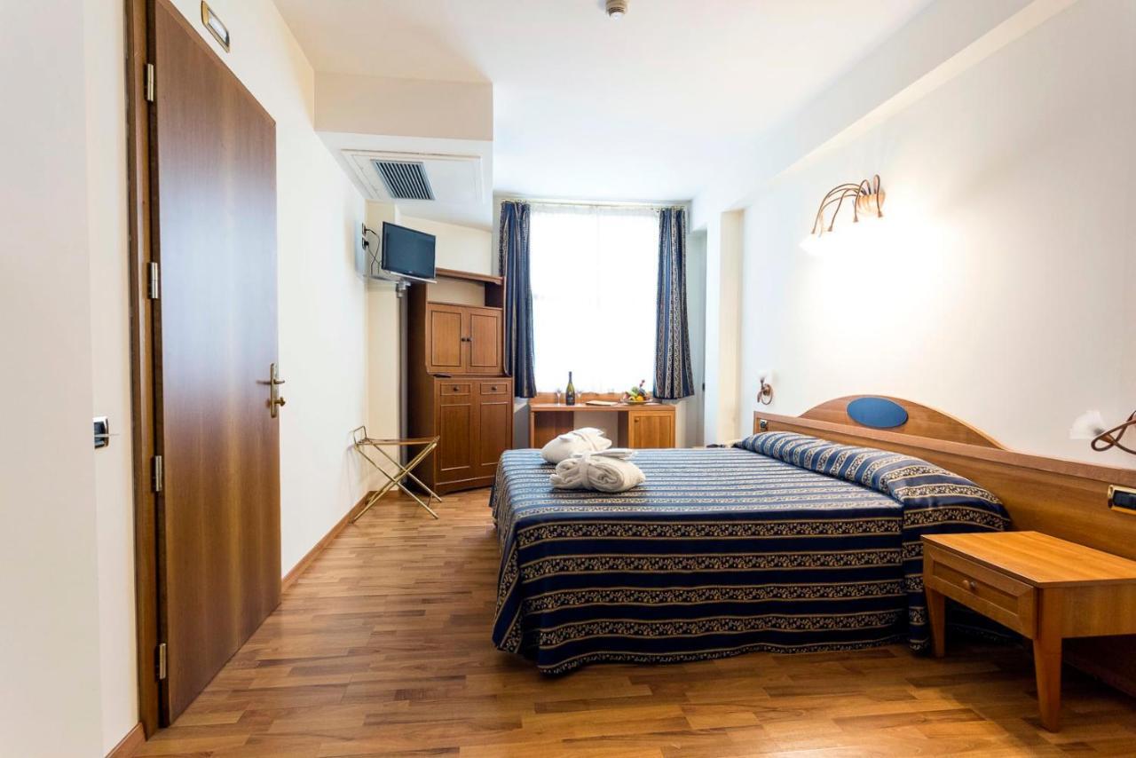 Hotel Porta Del Sole Soiano Del Lago Εξωτερικό φωτογραφία